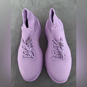 Ruibao “TikTok” comfort sneakers, size 42/10.5 in lavender -New, never worn.